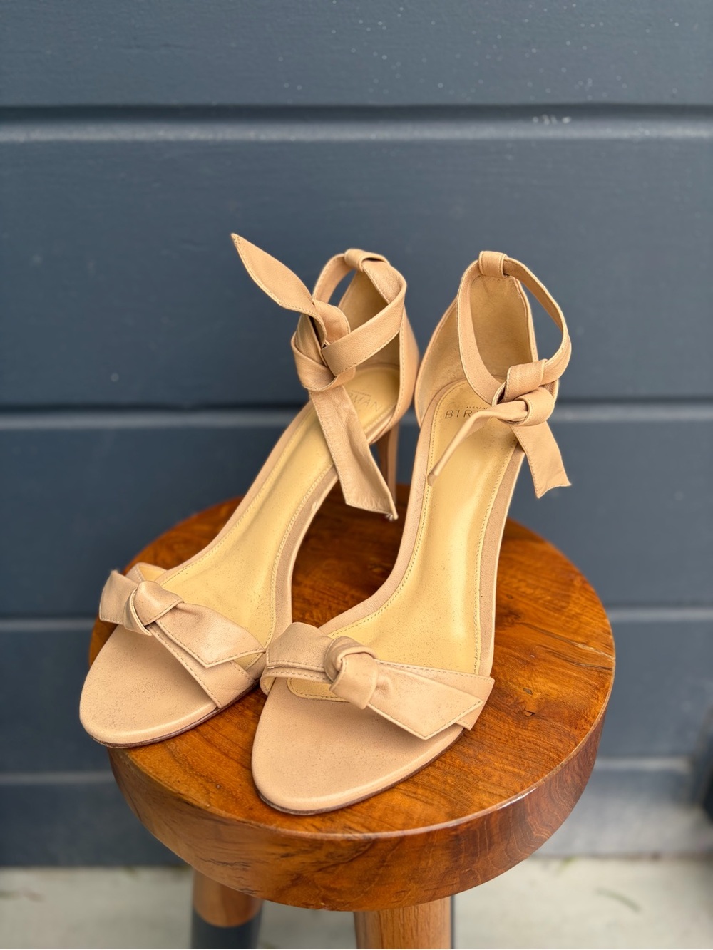 Alexandre Birman Nude Leather Bow Ankle-Strap Heels size 37